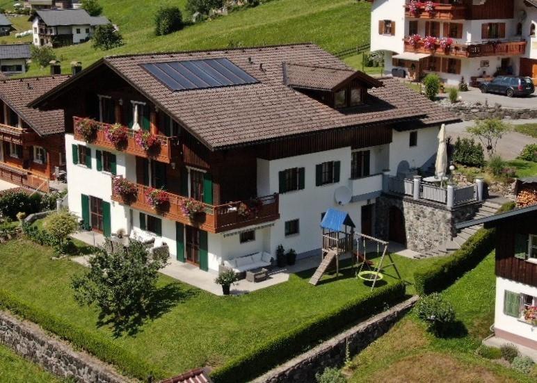 Gaestehaus Fitsch - Ferienwohnung In Silbertal Exterior photo